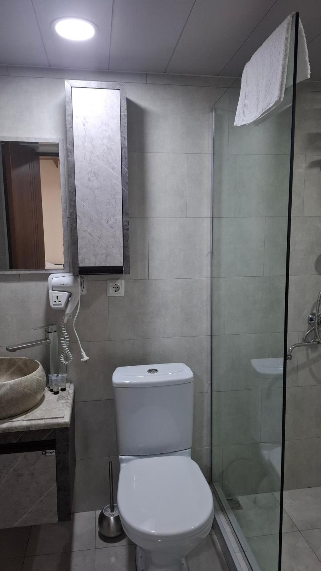 Hotel Kadori Hills Telavi Exteriér fotografie